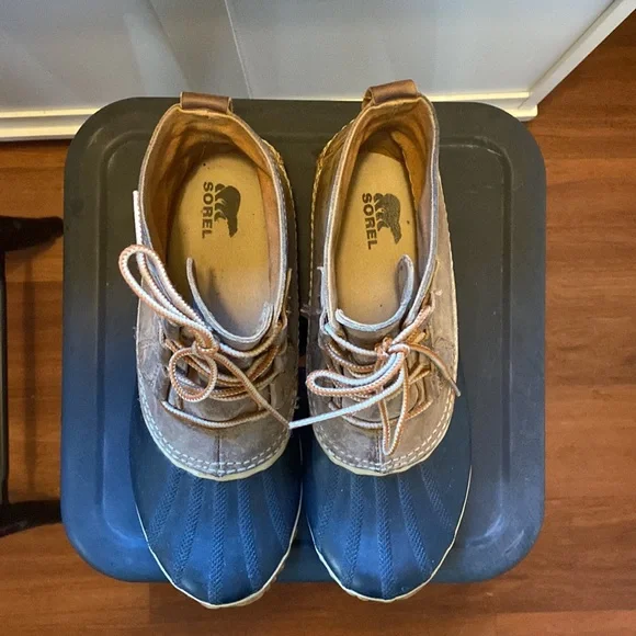 Sorel Out N About, waterproof ankle boots, size 9.5 - Picture 3 of 12